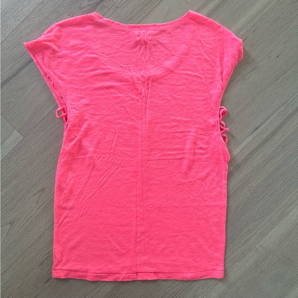 AERIE Criss Cross Tee - Picture 2 of 5